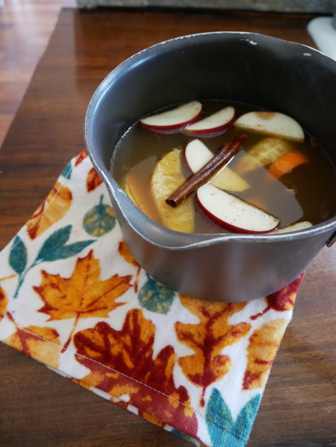 Mulled cider in a pot